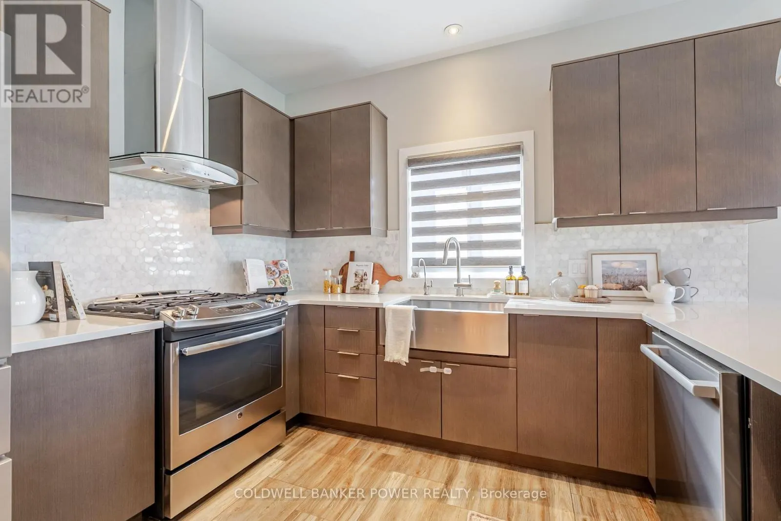 2224 YELLOWBIRCH PLACE