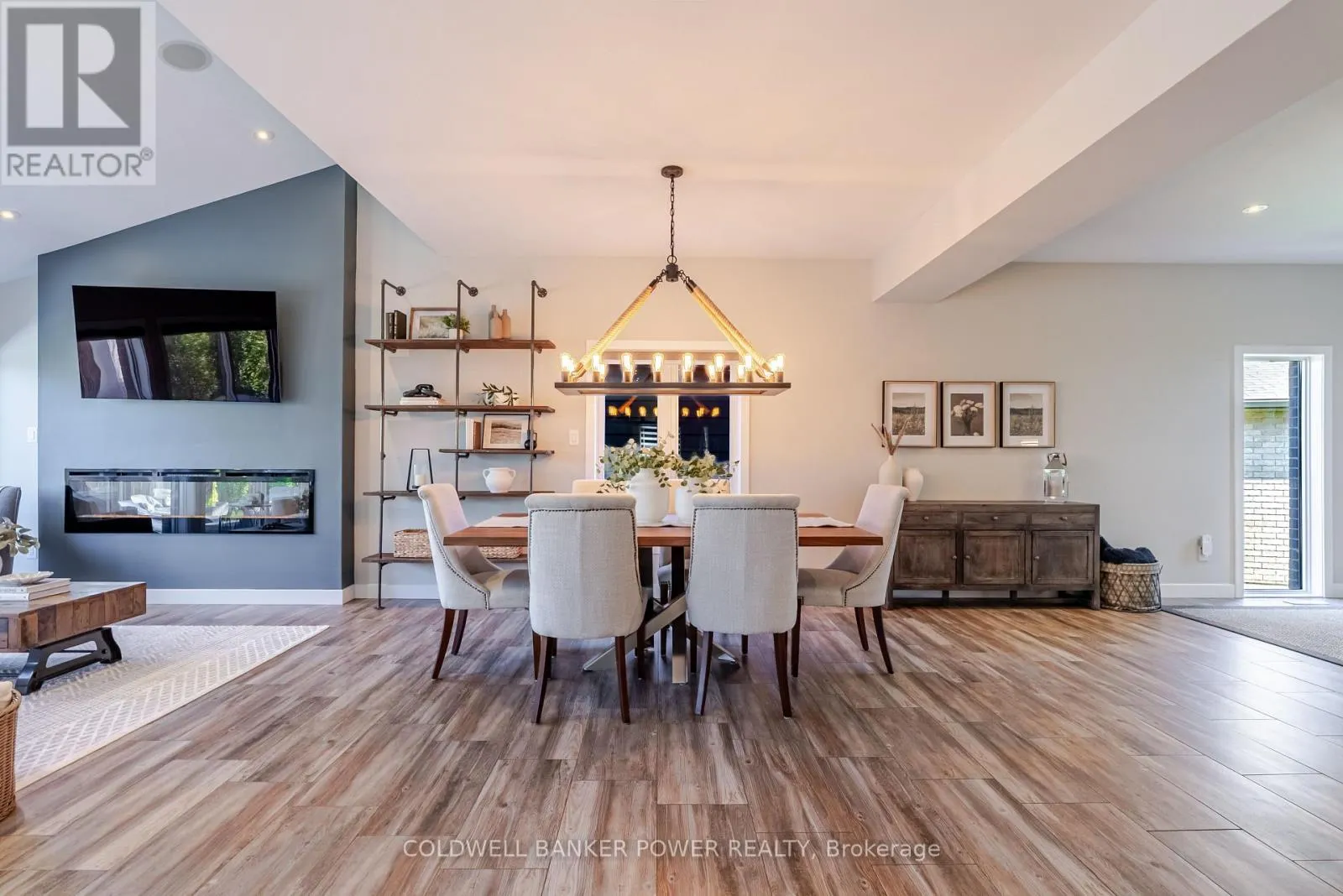 2224 YELLOWBIRCH PLACE