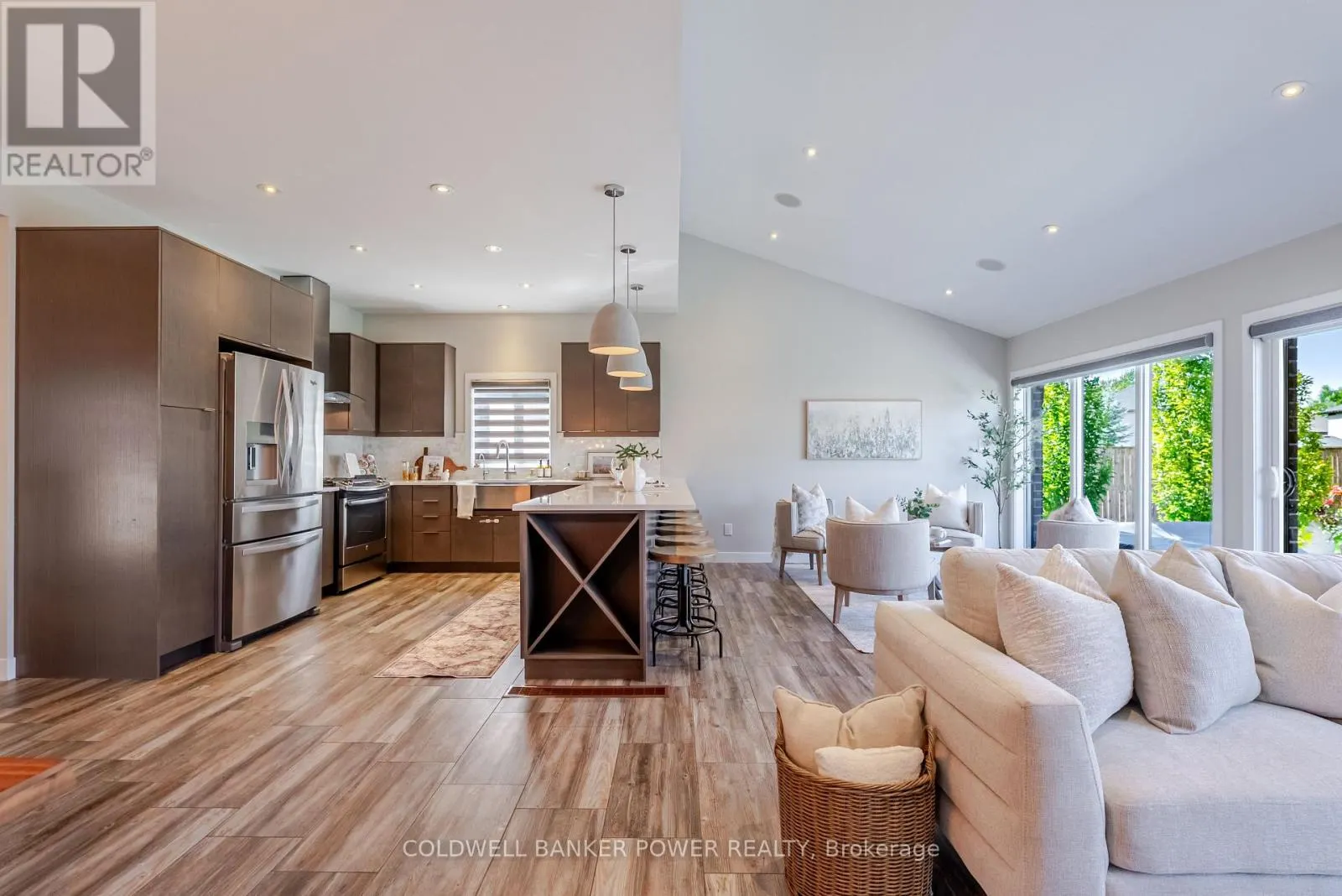2224 YELLOWBIRCH PLACE