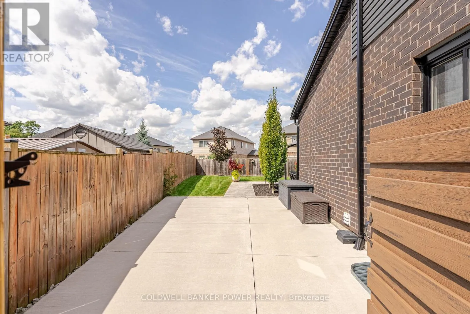 2224 YELLOWBIRCH PLACE