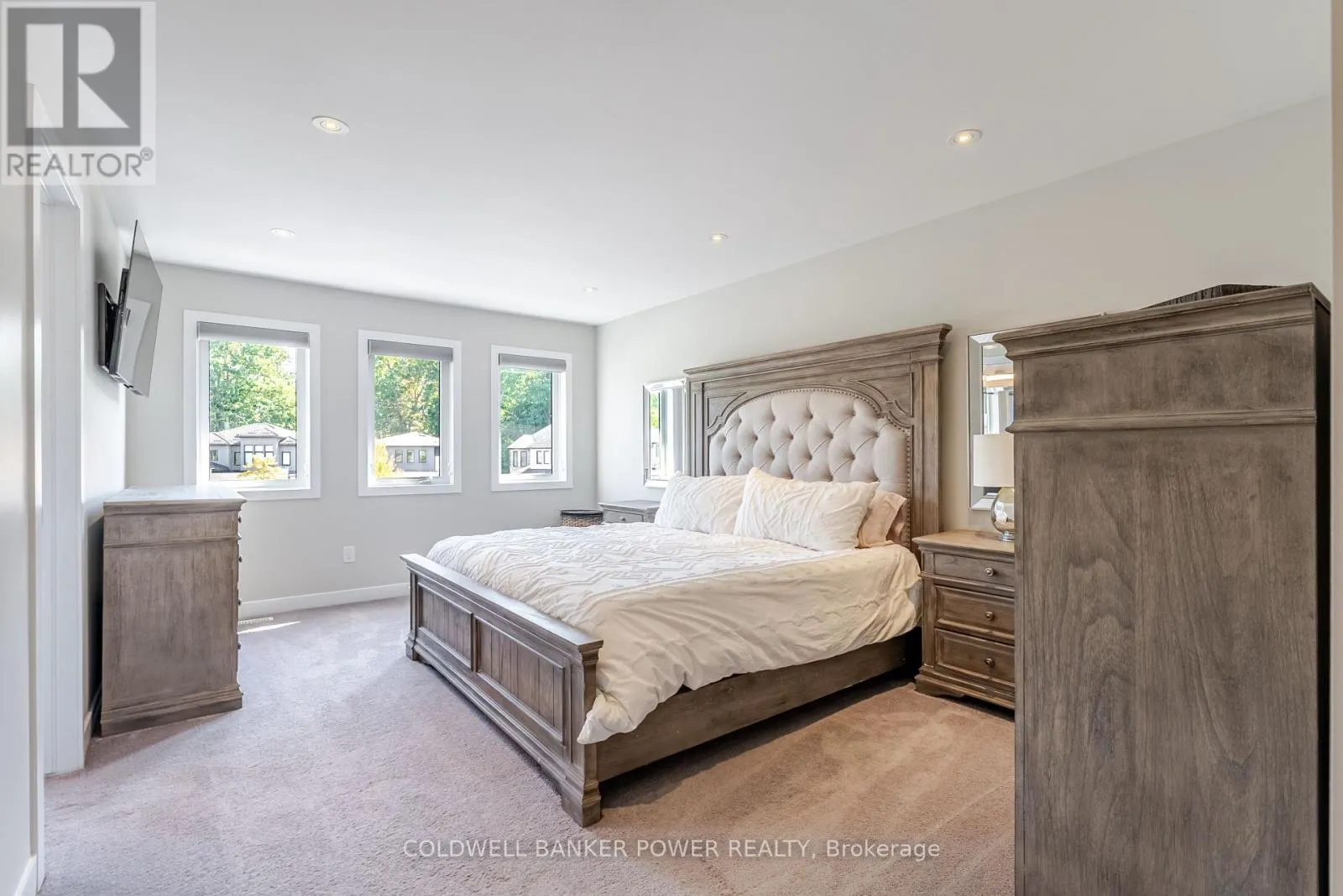 2224 YELLOWBIRCH PLACE