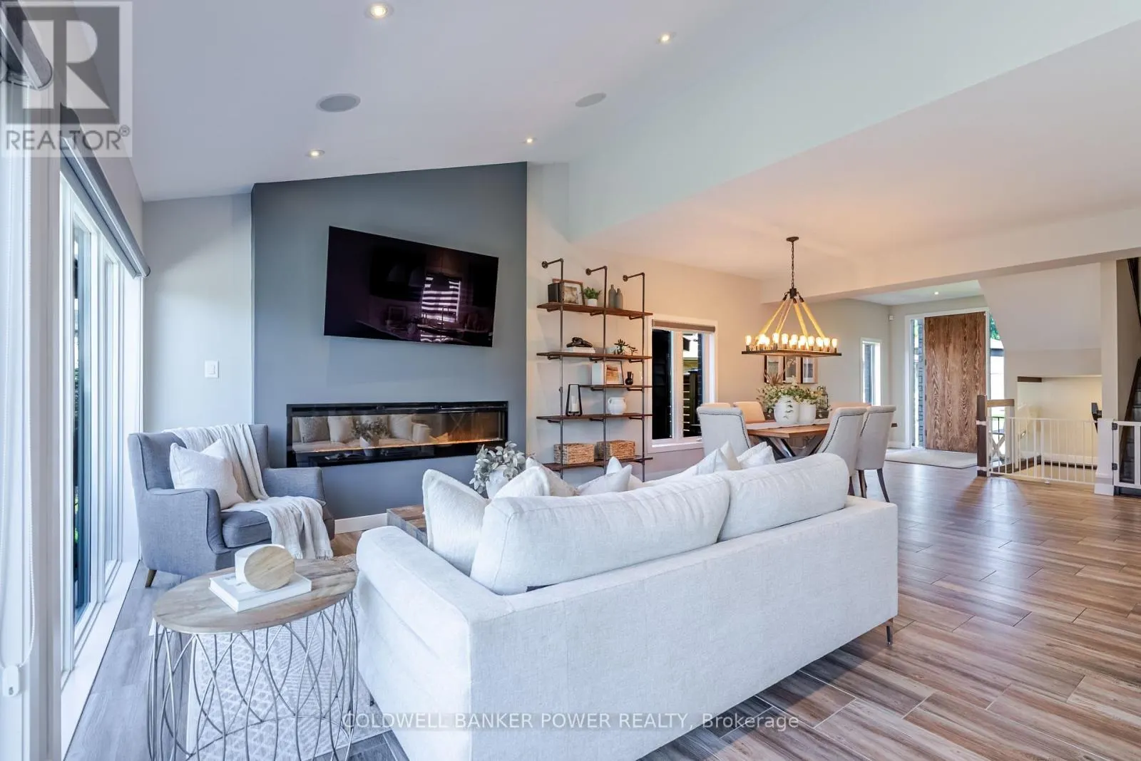 2224 YELLOWBIRCH PLACE