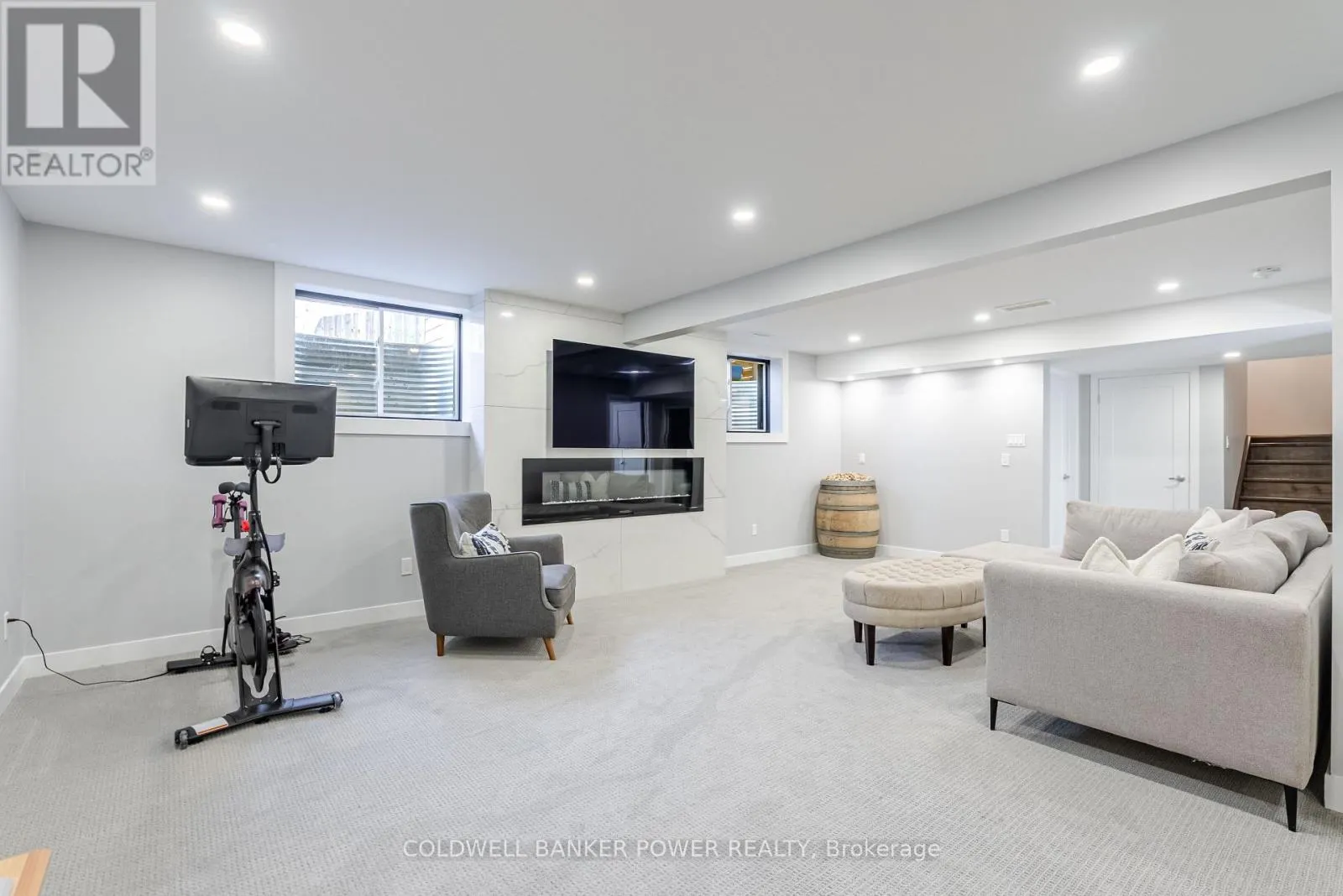 2224 YELLOWBIRCH PLACE
