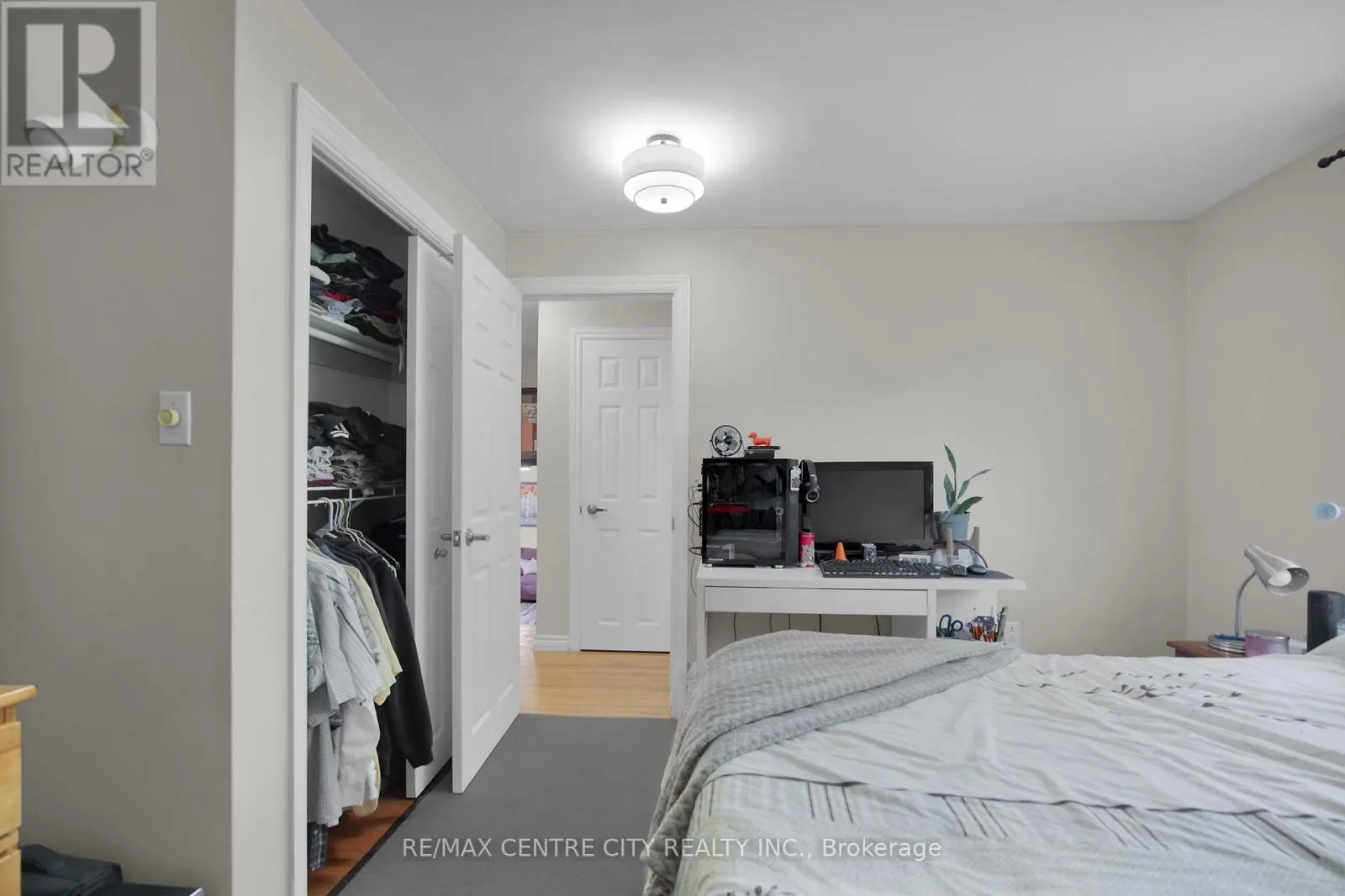 2103 FANSHAWE PARK ROAD W