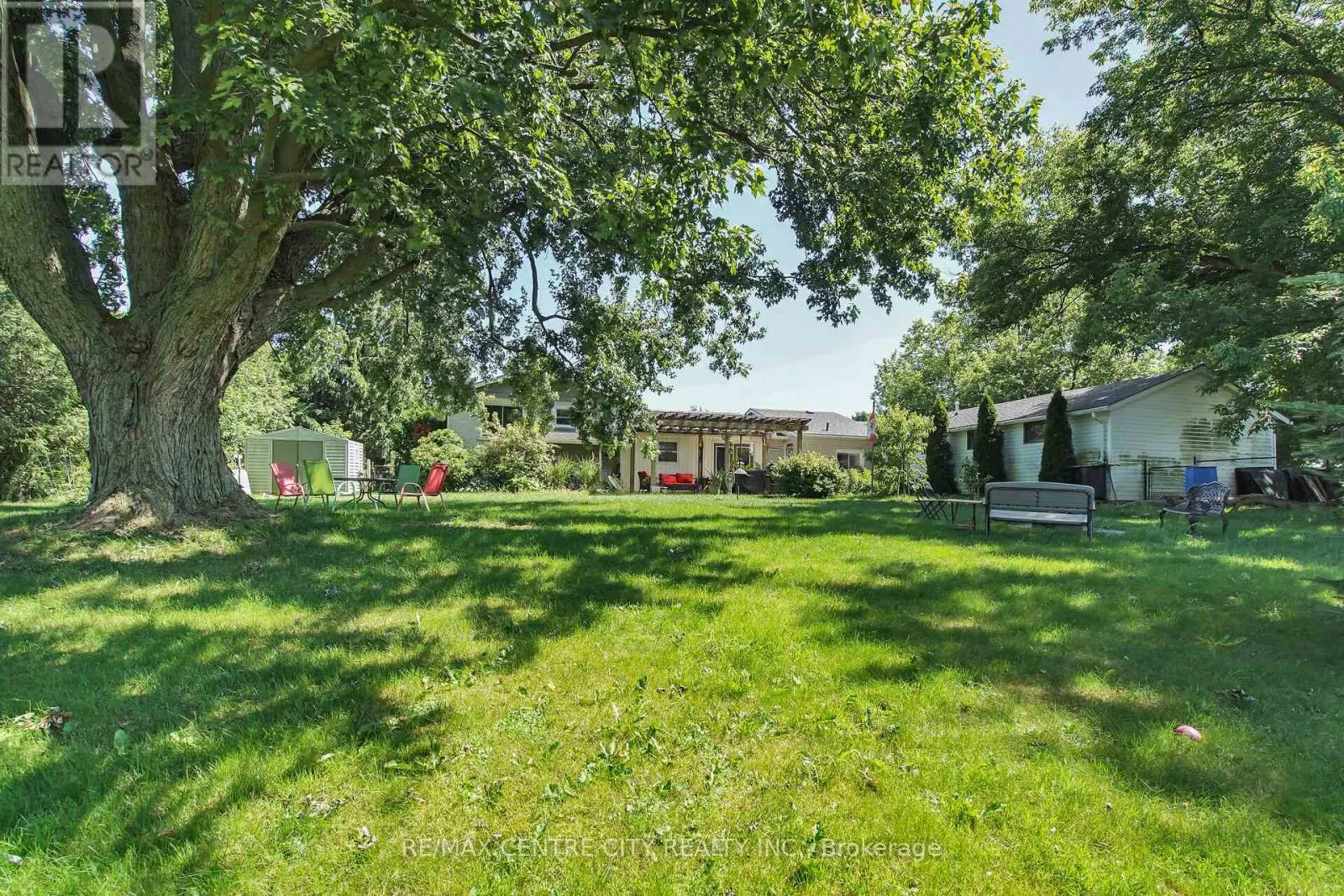 2103 FANSHAWE PARK ROAD W