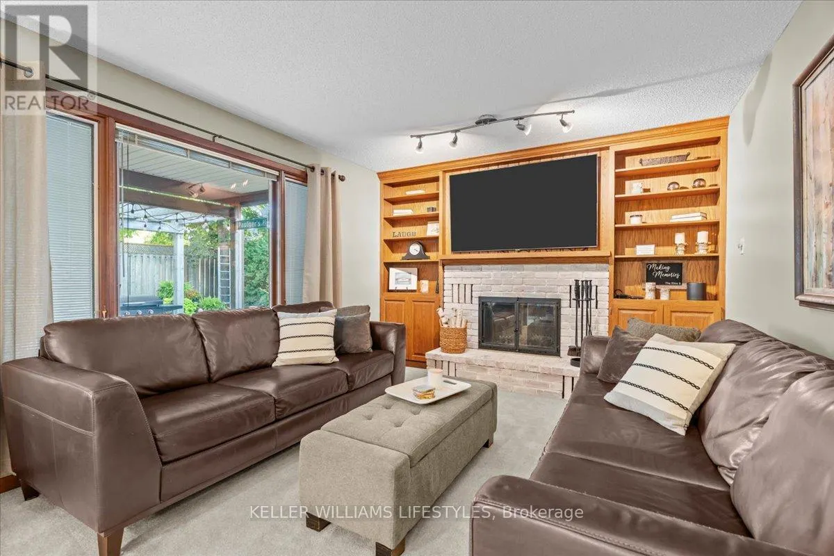 71 WESTRIDGE PLACE