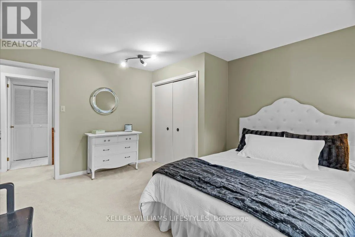 71 WESTRIDGE PLACE
