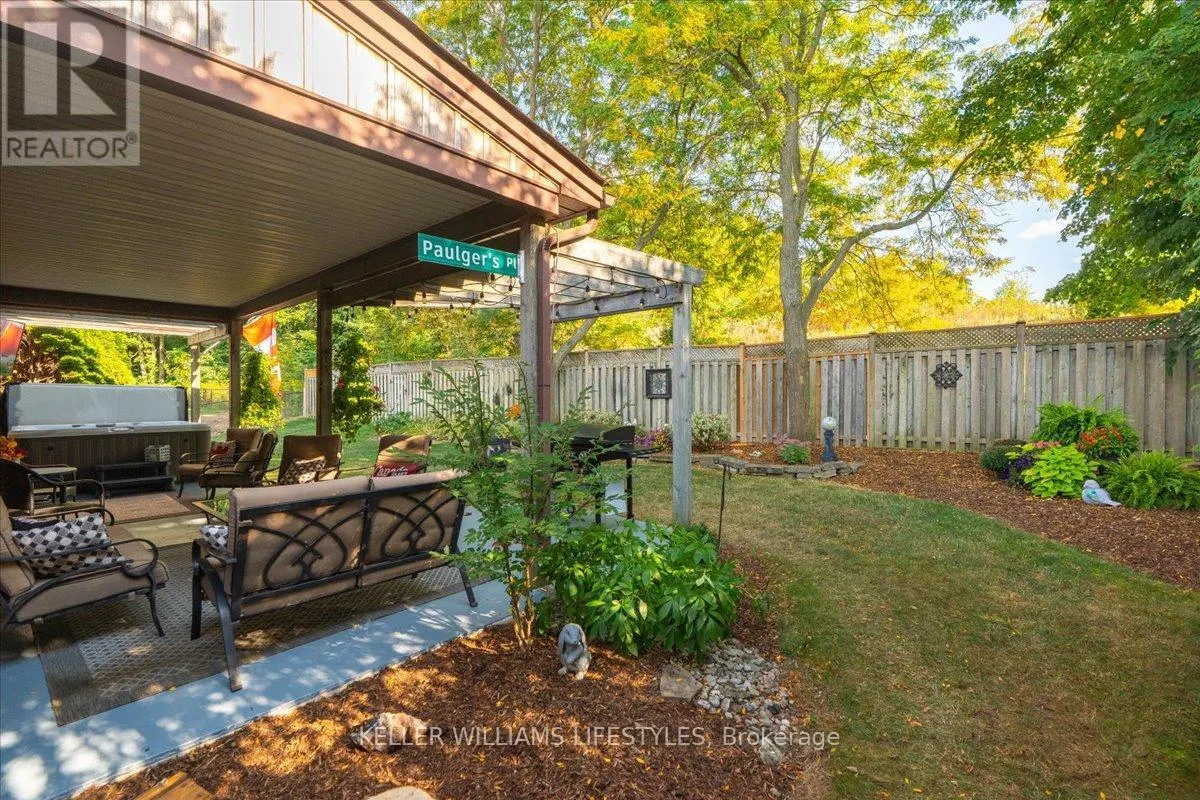 71 WESTRIDGE PLACE