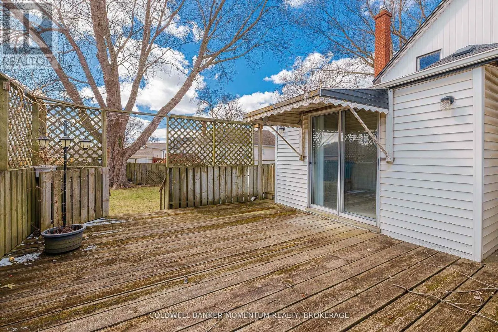 263 HUMBOLDT PARKWAY