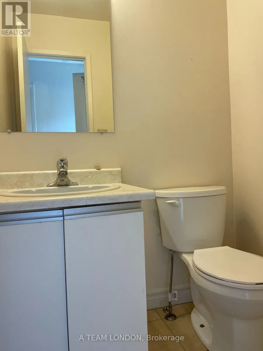 17 - 135 BELMONT DRIVE, #17