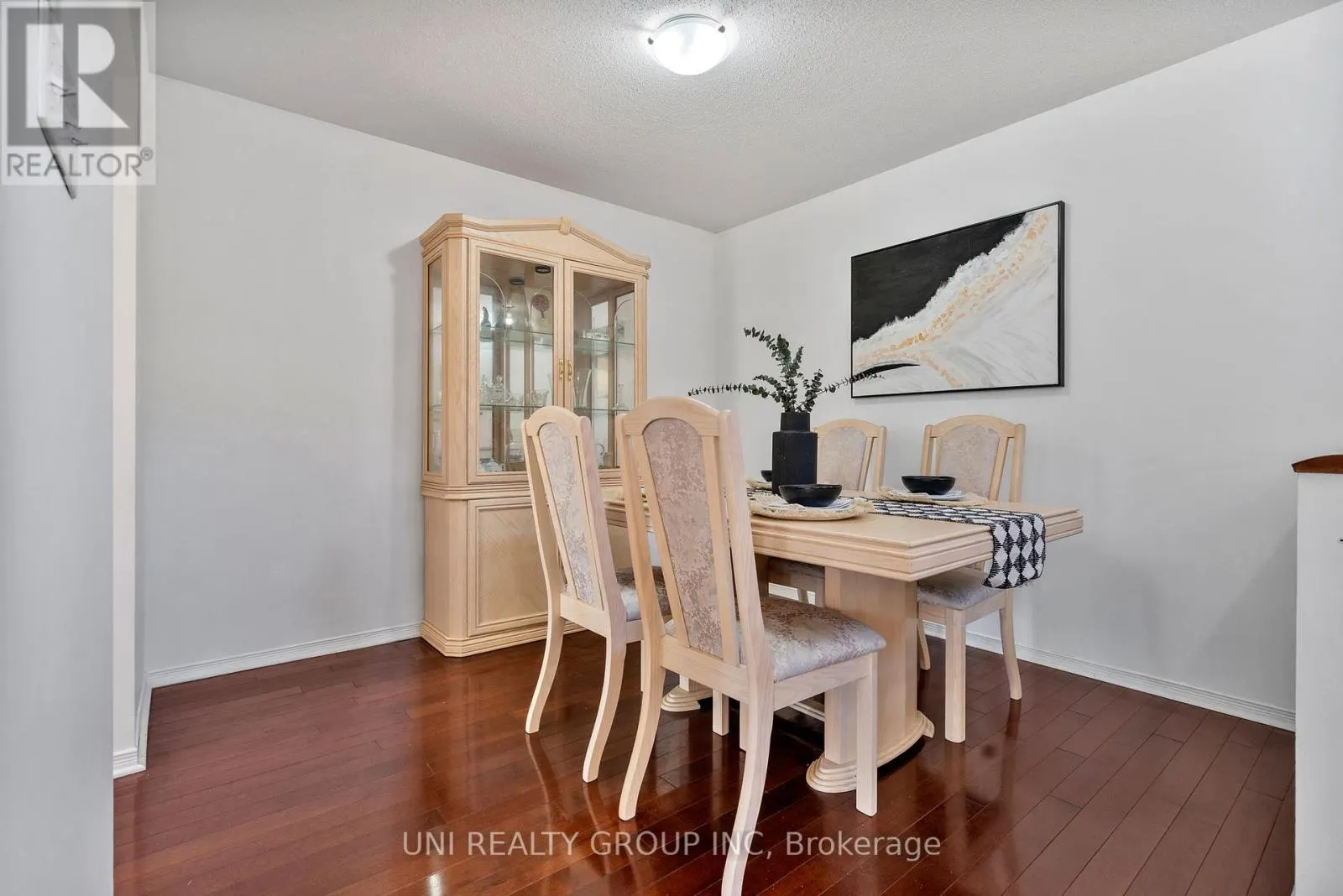 6134 RED WILLOW DRIVE