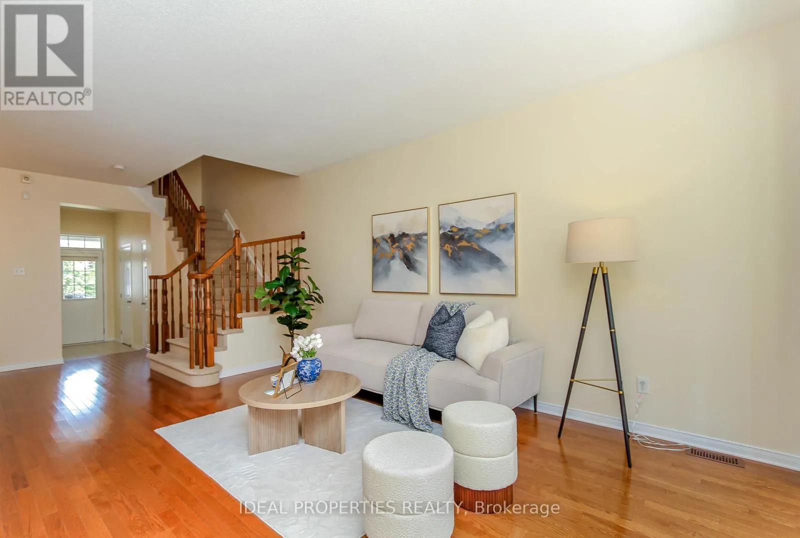 565 PEPPERVILLE CRESCENT