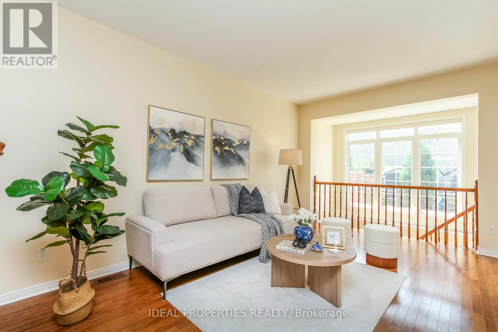 565 PEPPERVILLE CRESCENT