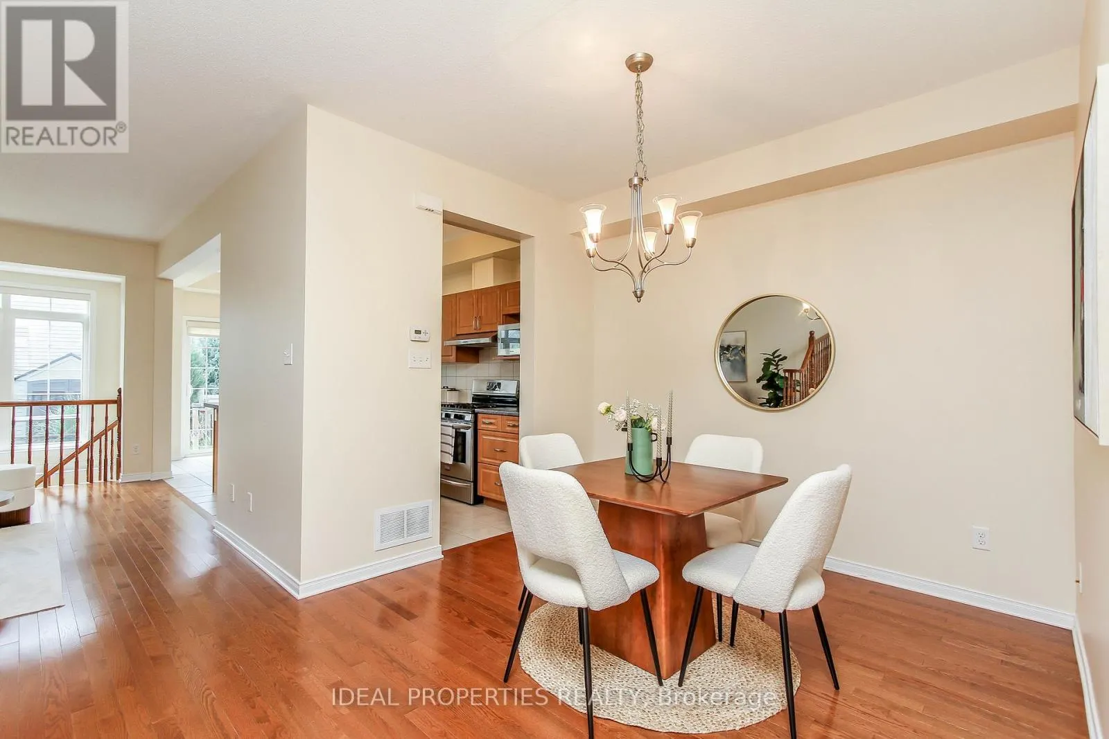 565 PEPPERVILLE CRESCENT