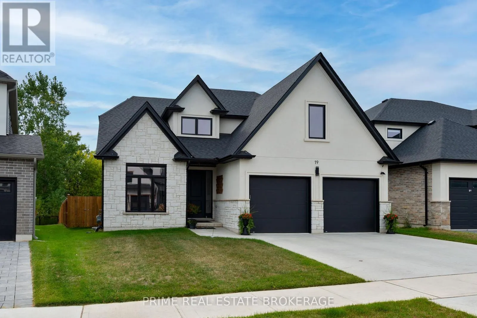 19 ASPEN CIRCLE