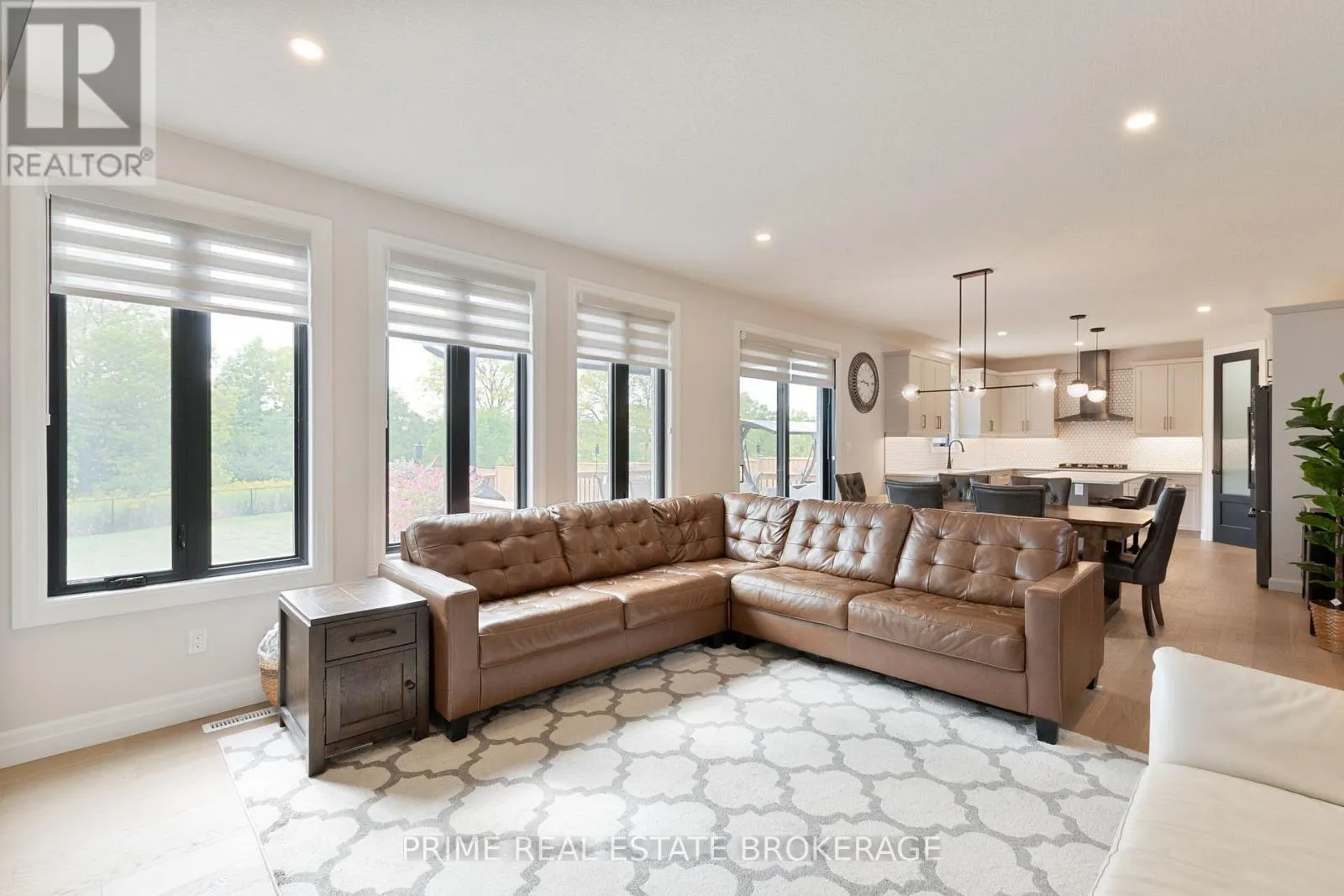 19 ASPEN CIRCLE