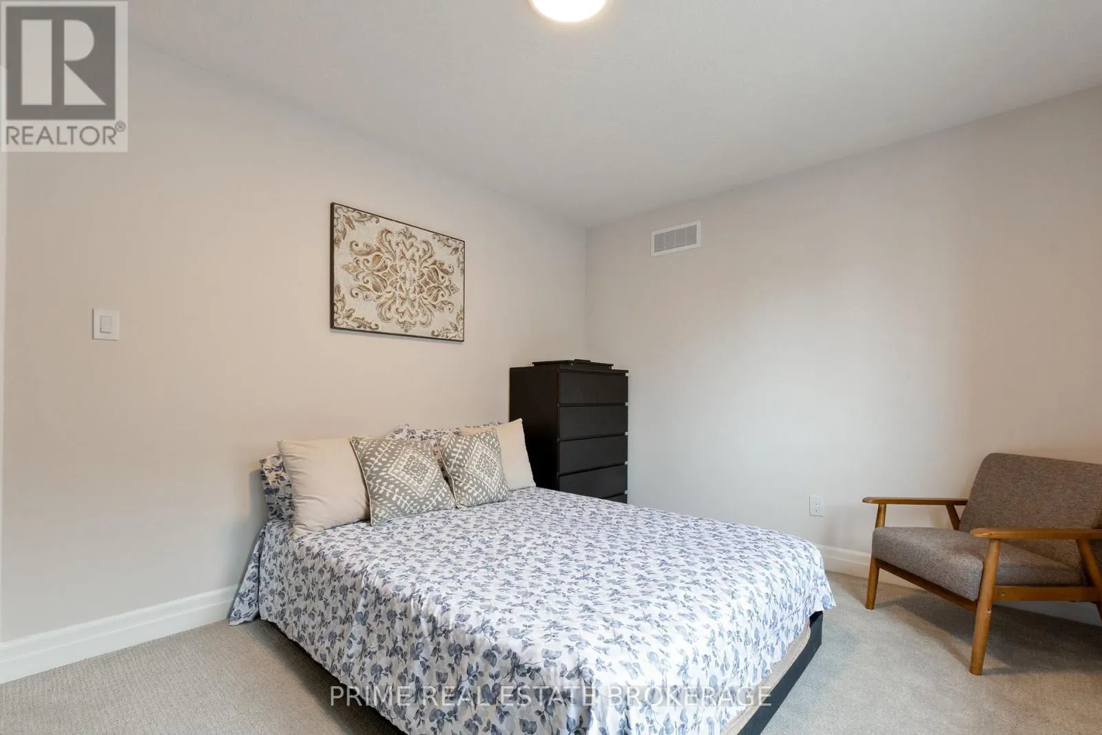 19 ASPEN CIRCLE
