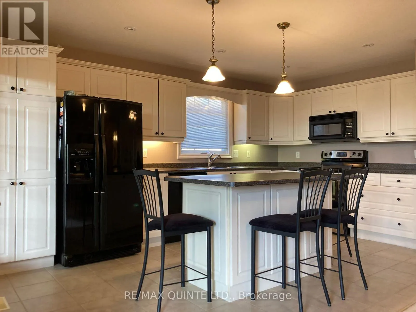 58 HEMLOCK CRESCENT