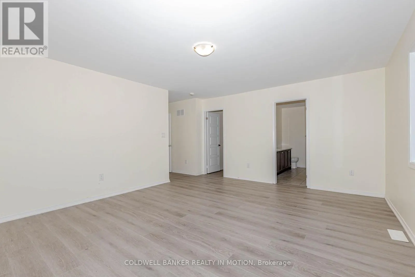 6 ALEXANDRA DRIVE