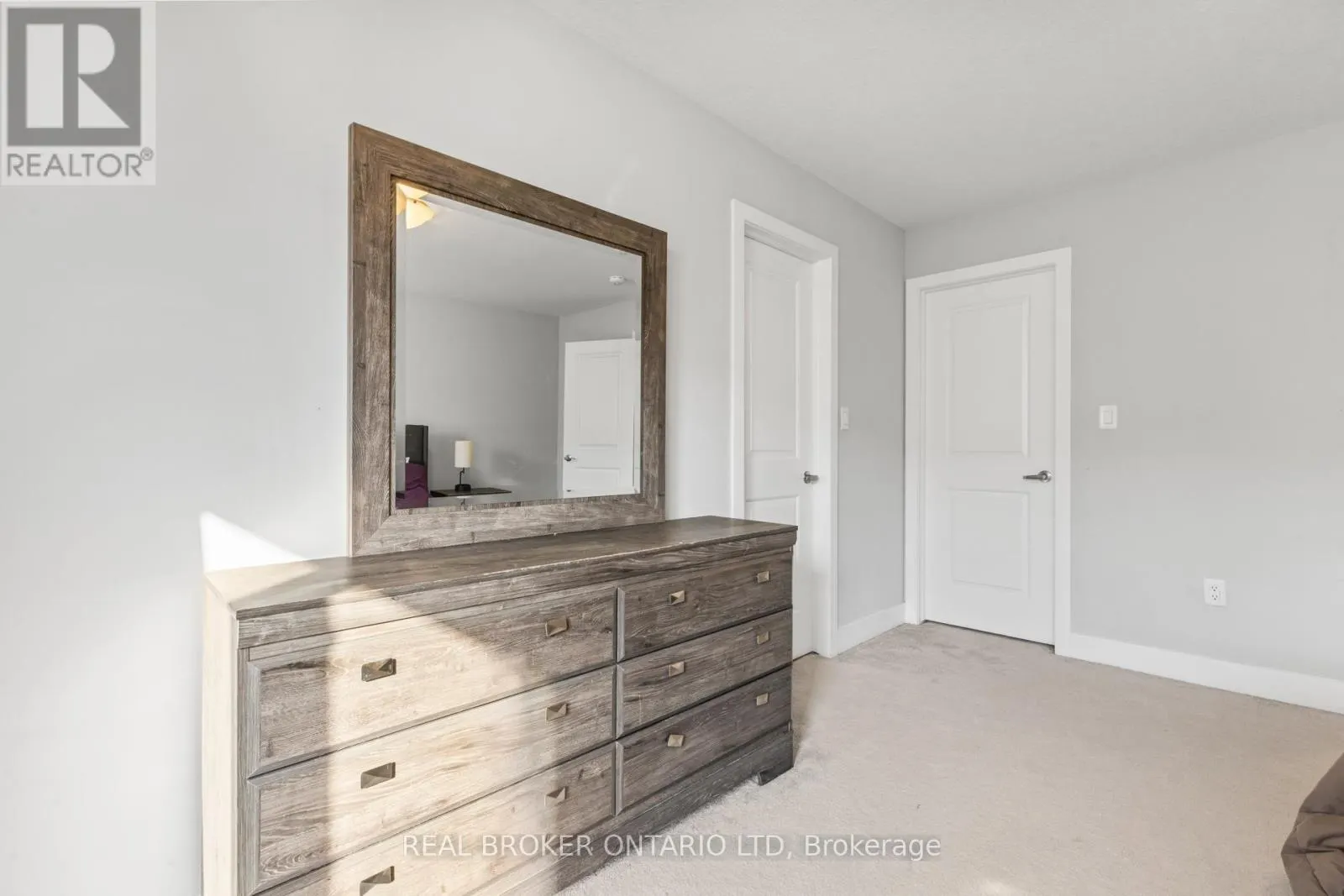 43 - 1960 DALMAGARRY ROAD, #43