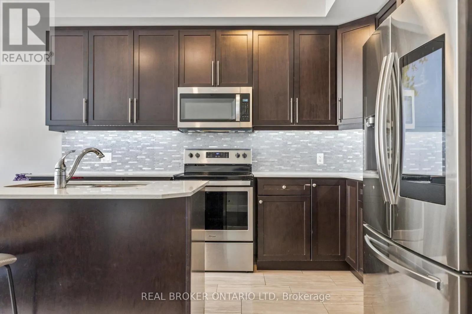 43 - 1960 DALMAGARRY ROAD, #43