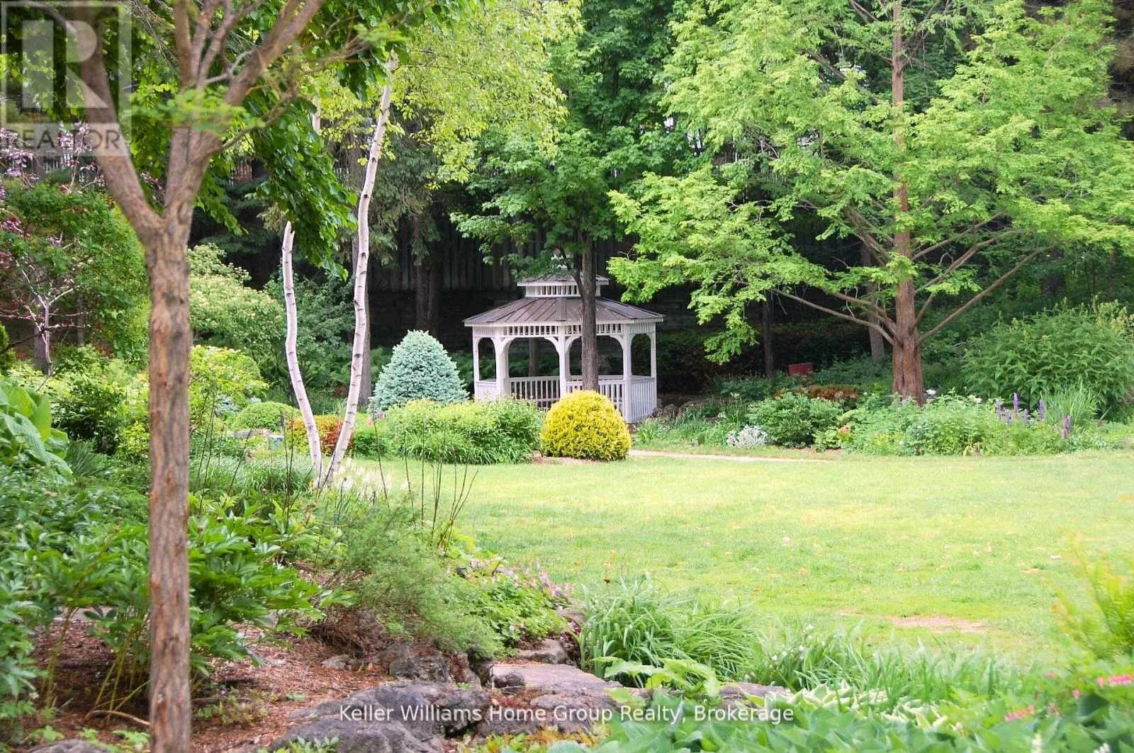70 WAVERLEY DRIVE