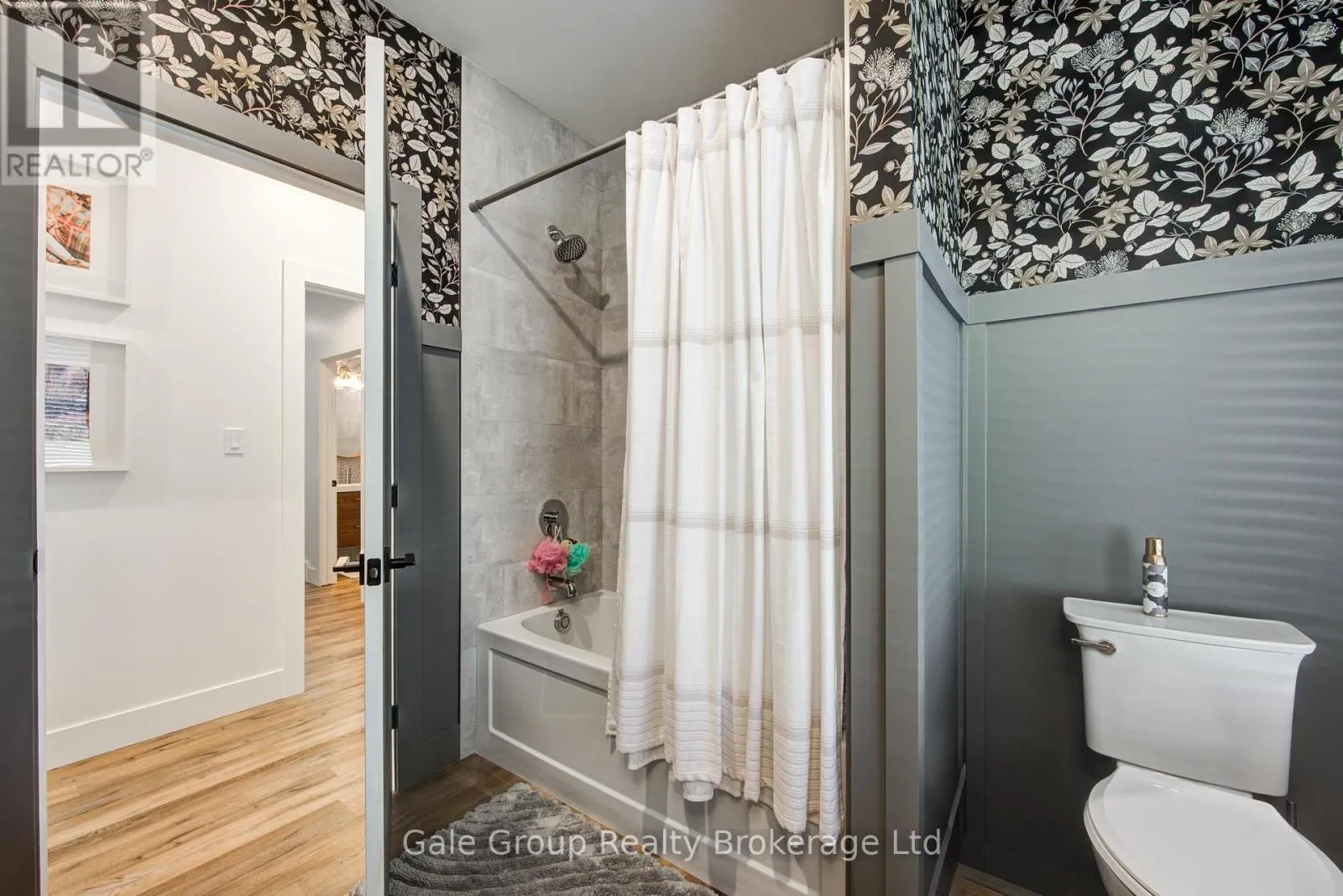 59 NORTH STREET W