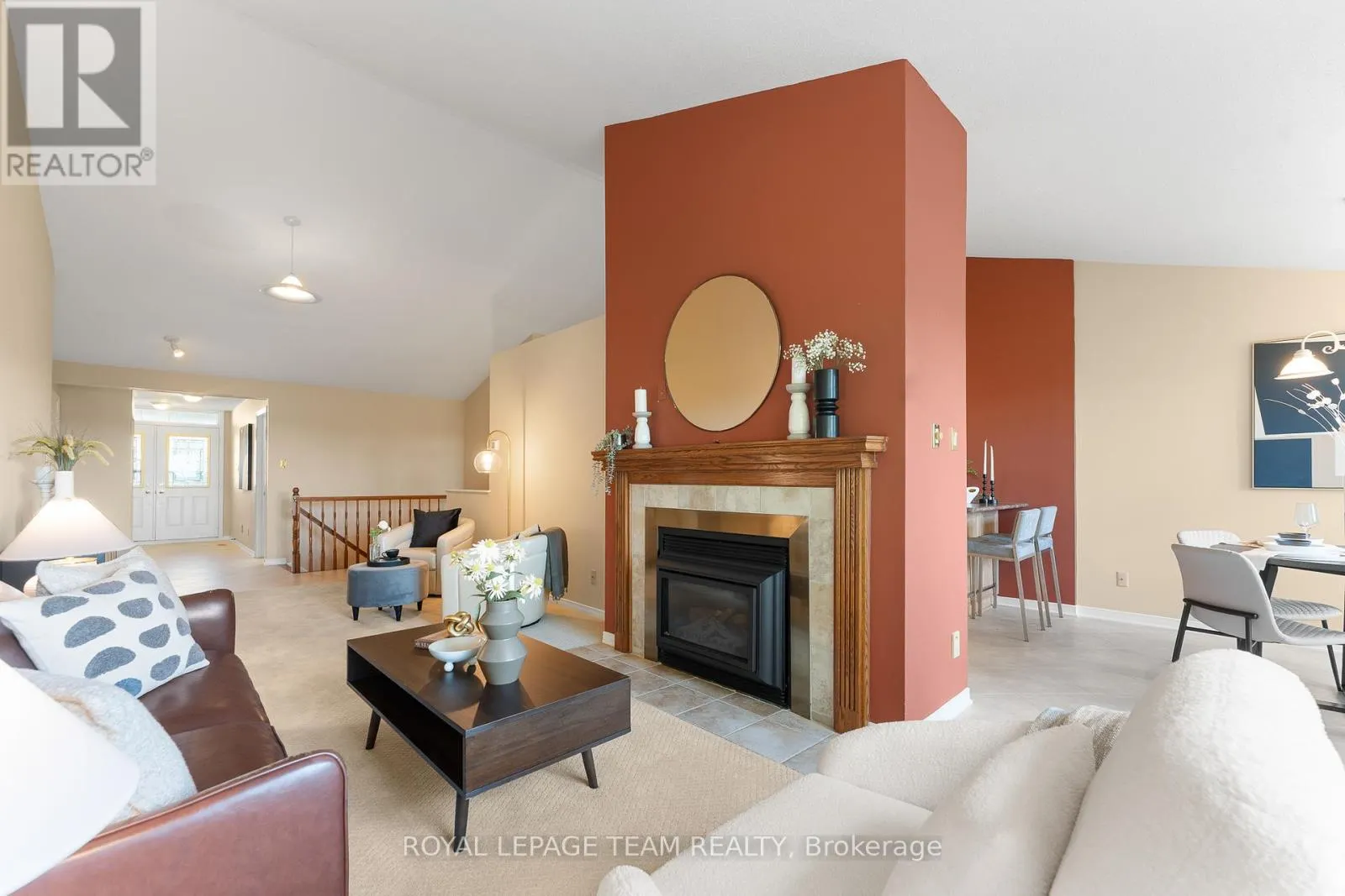 16 OYSTER BAY COURT