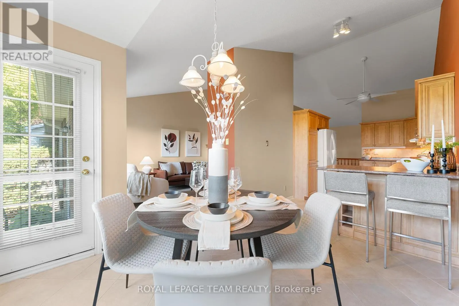 16 OYSTER BAY COURT