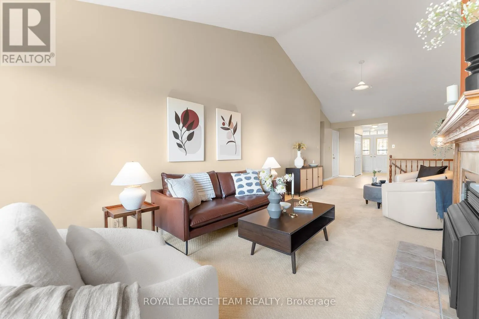 16 OYSTER BAY COURT