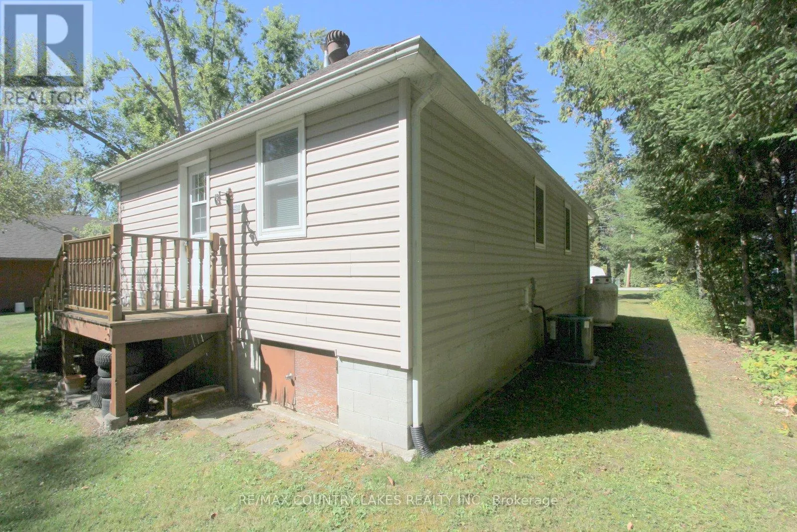 62 PARADISE ROAD