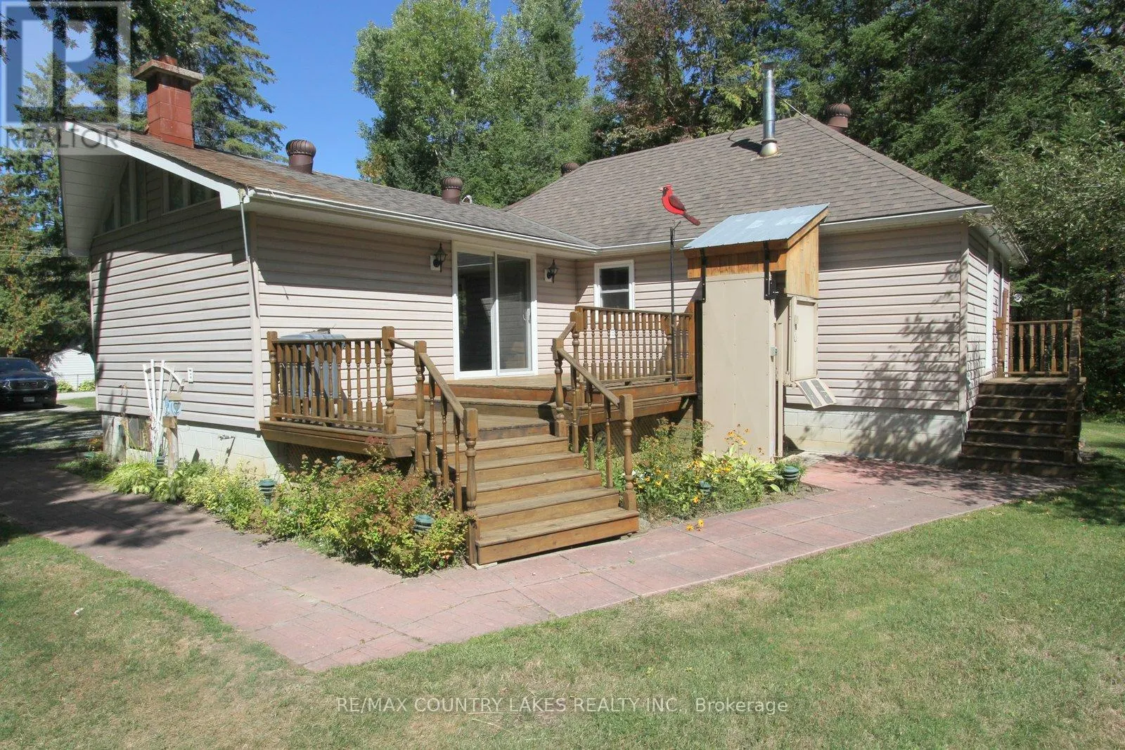 62 PARADISE ROAD