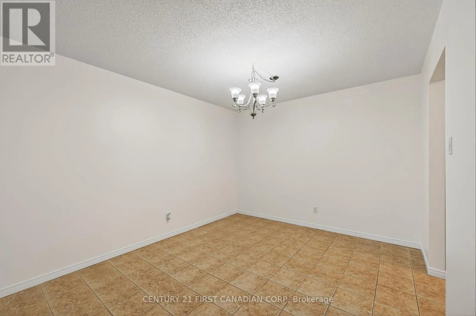 92 - 144 CONWAY DRIVE, #92