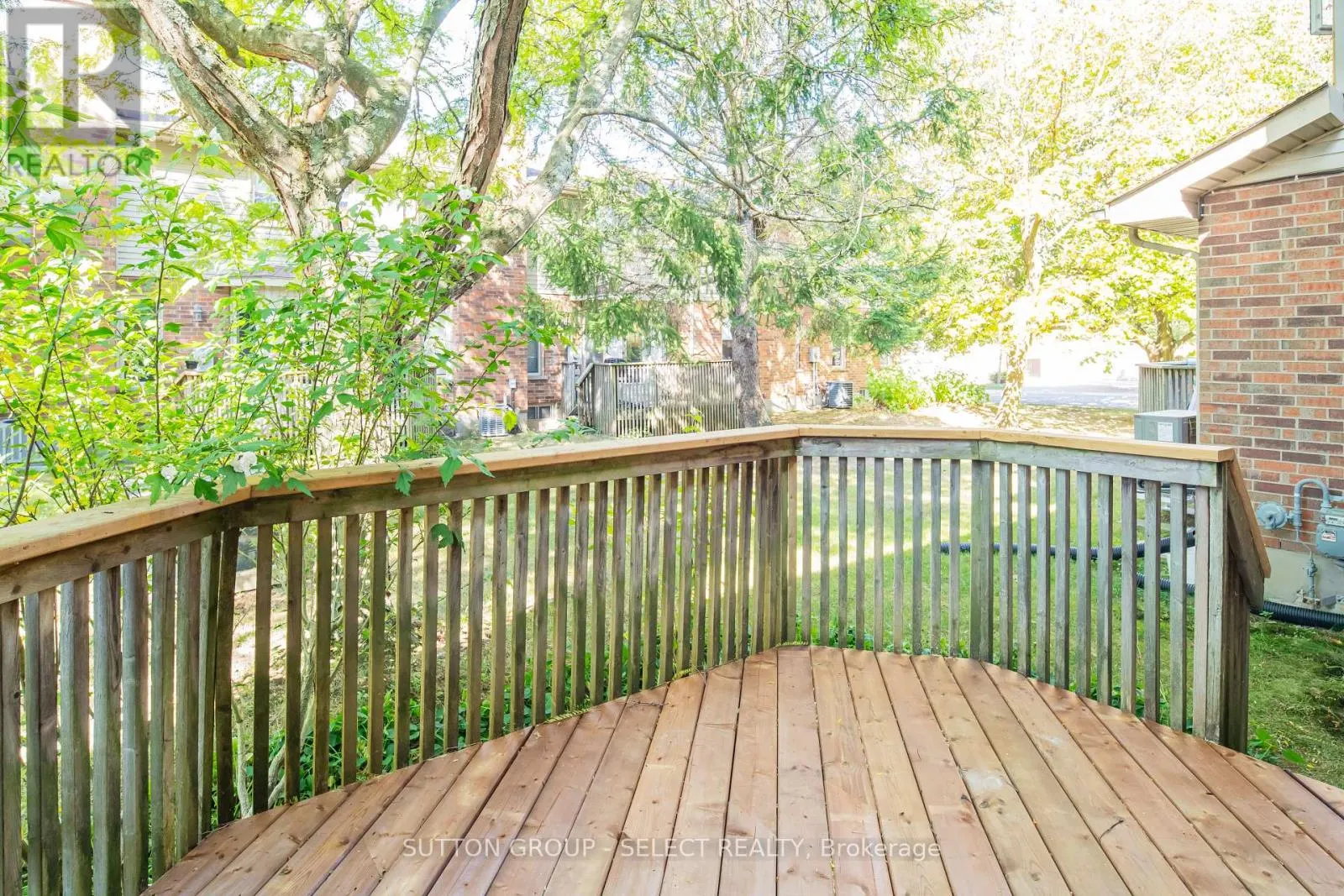 3 - 70 SUNNYSIDE DRIVE, #3