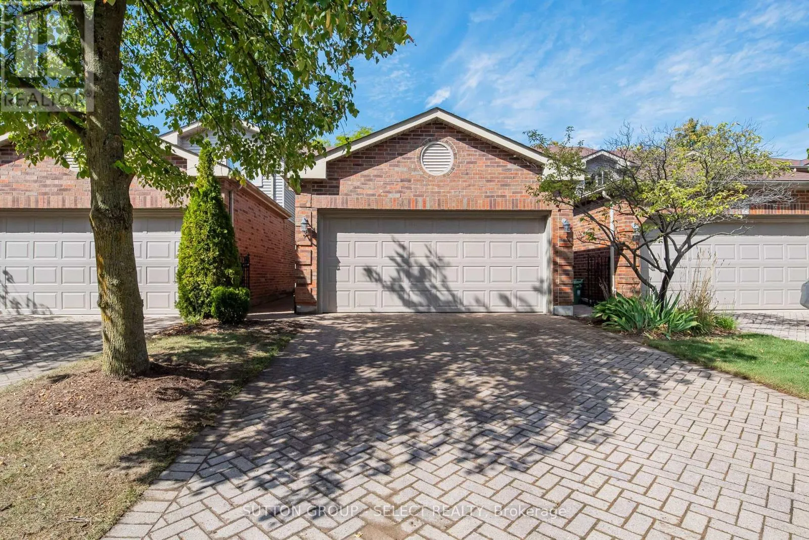 3 - 70 SUNNYSIDE DRIVE, #3