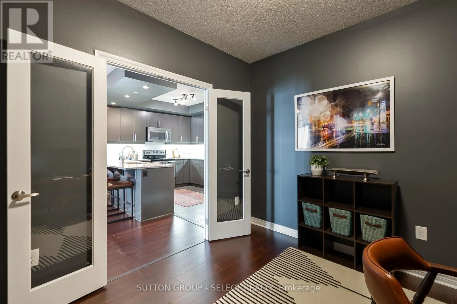 1110 - 330 RIDOUT STREET N, #1110