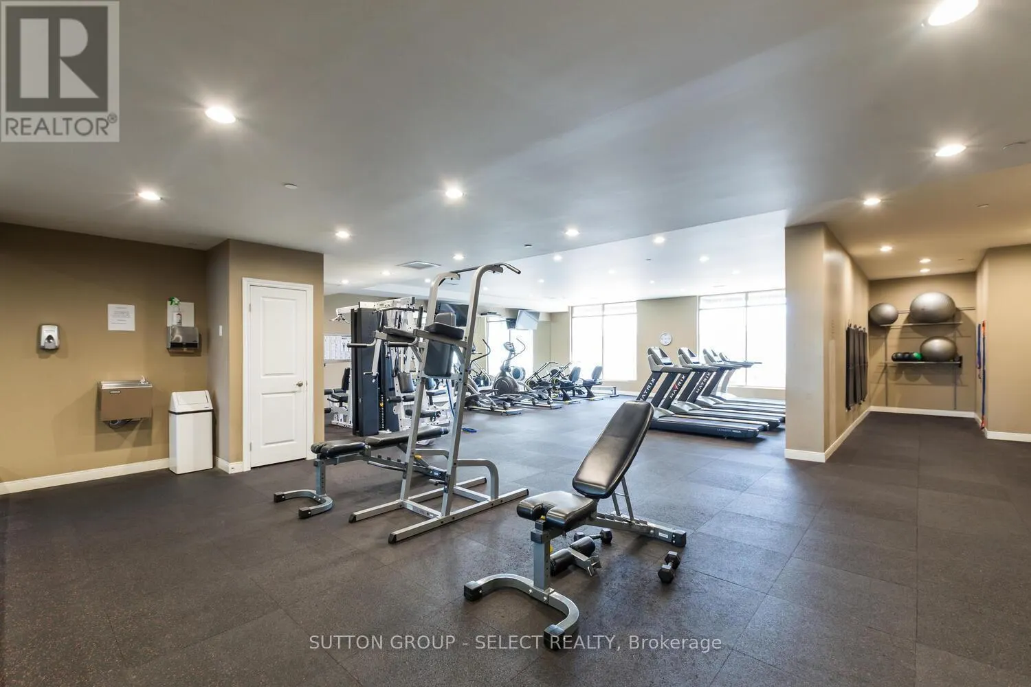 1110 - 330 RIDOUT STREET N, #1110