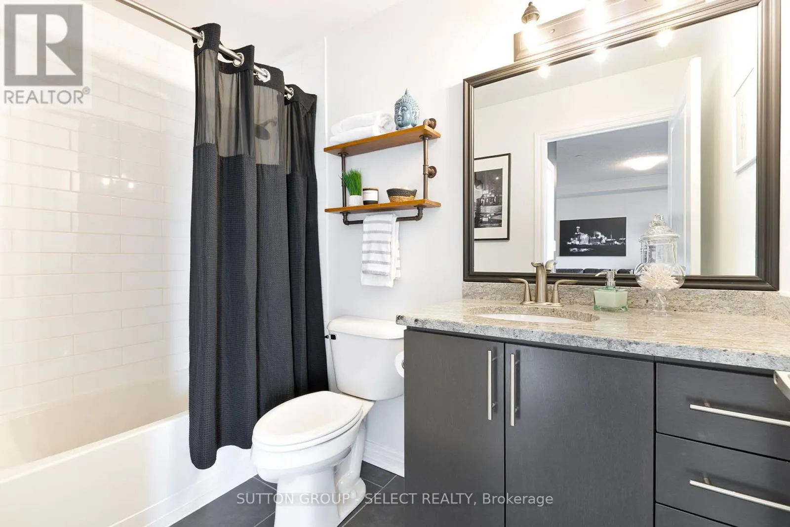 1110 - 330 RIDOUT STREET N, #1110