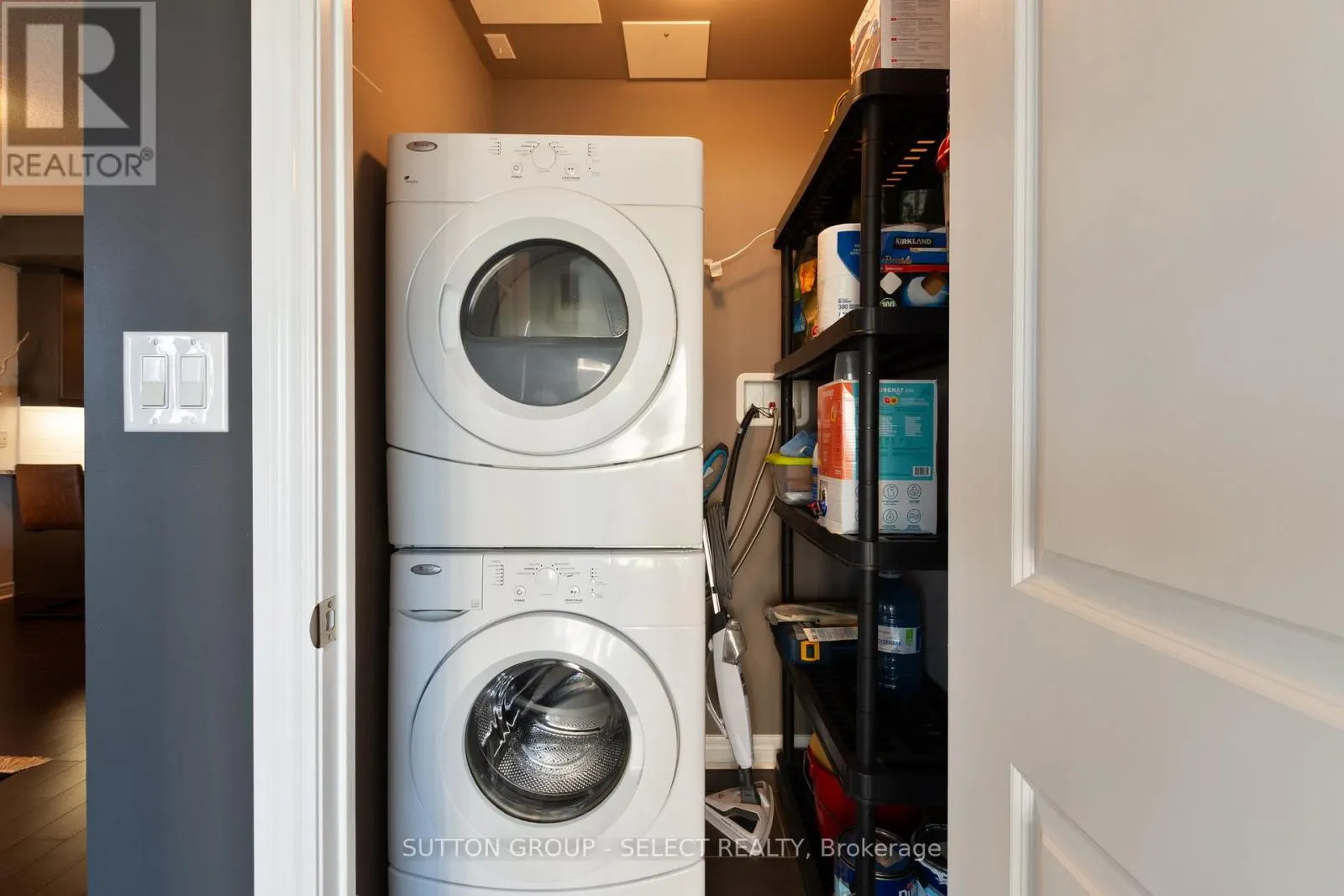 1110 - 330 RIDOUT STREET N, #1110