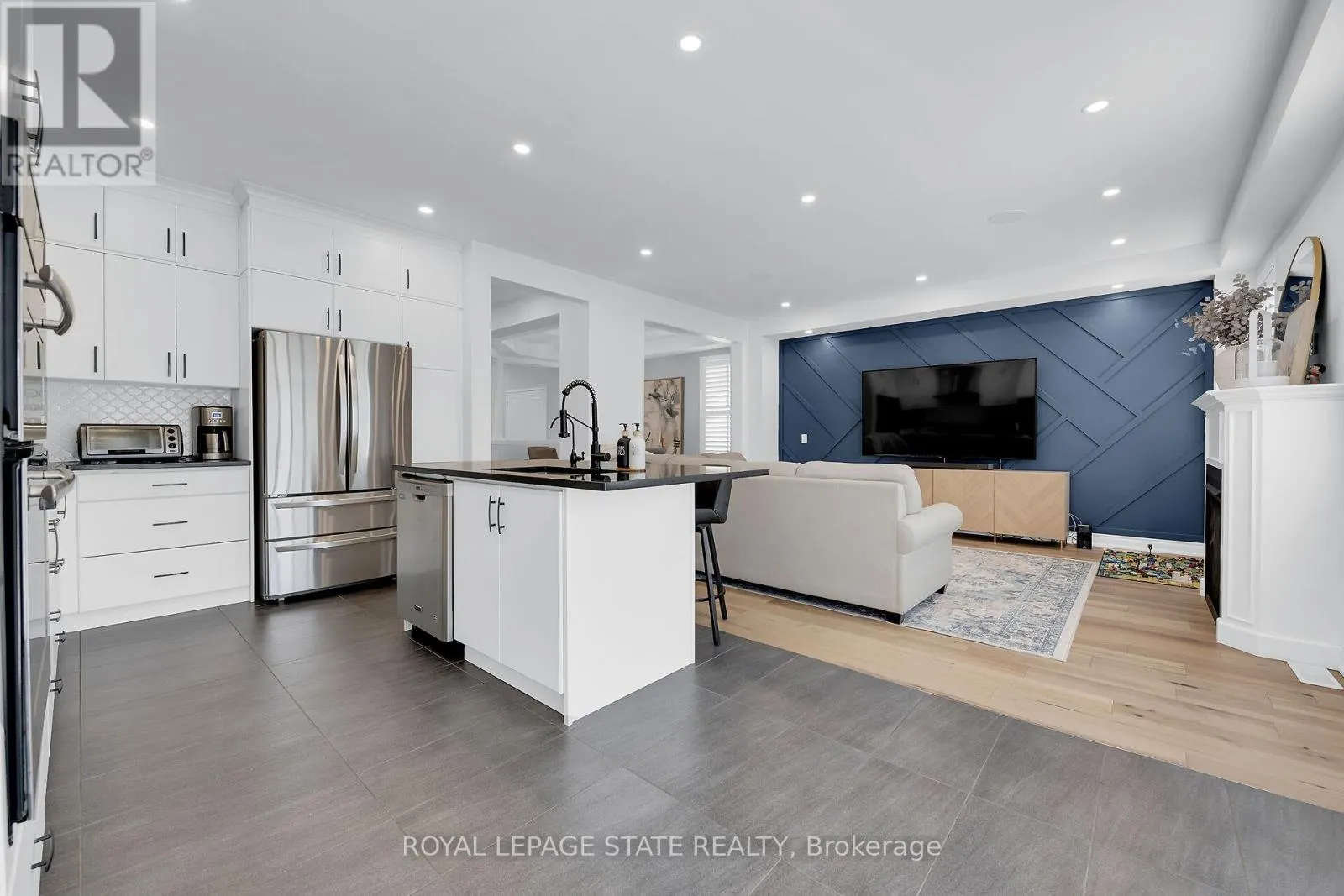 78 CHAUMONT DRIVE