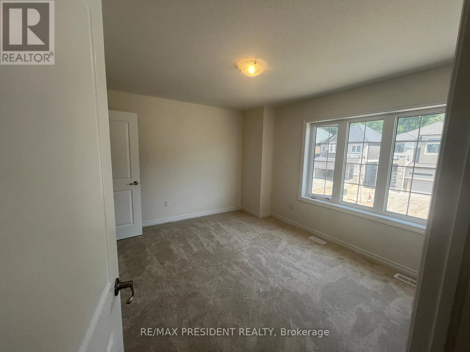 2 MCKERNAN AVENUE