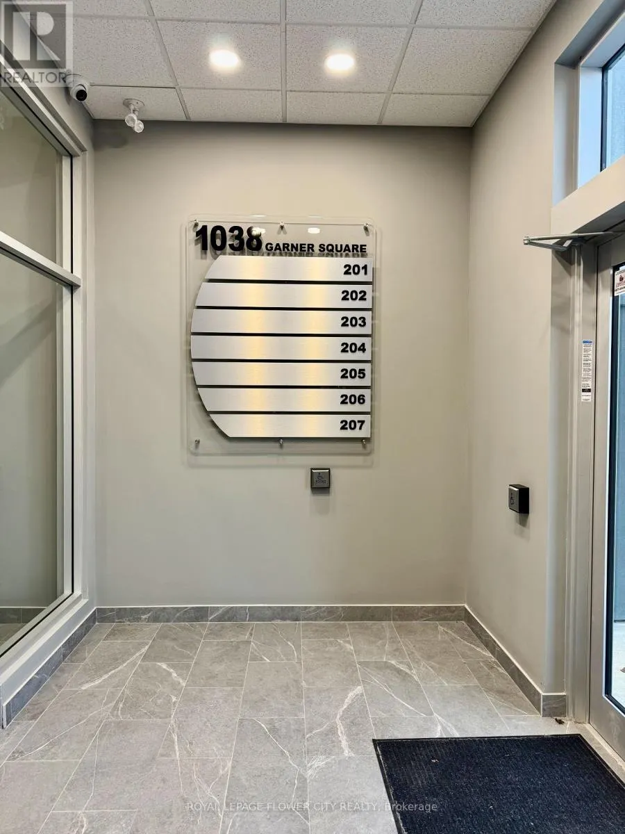 207 - 1038 GARNER ROAD W