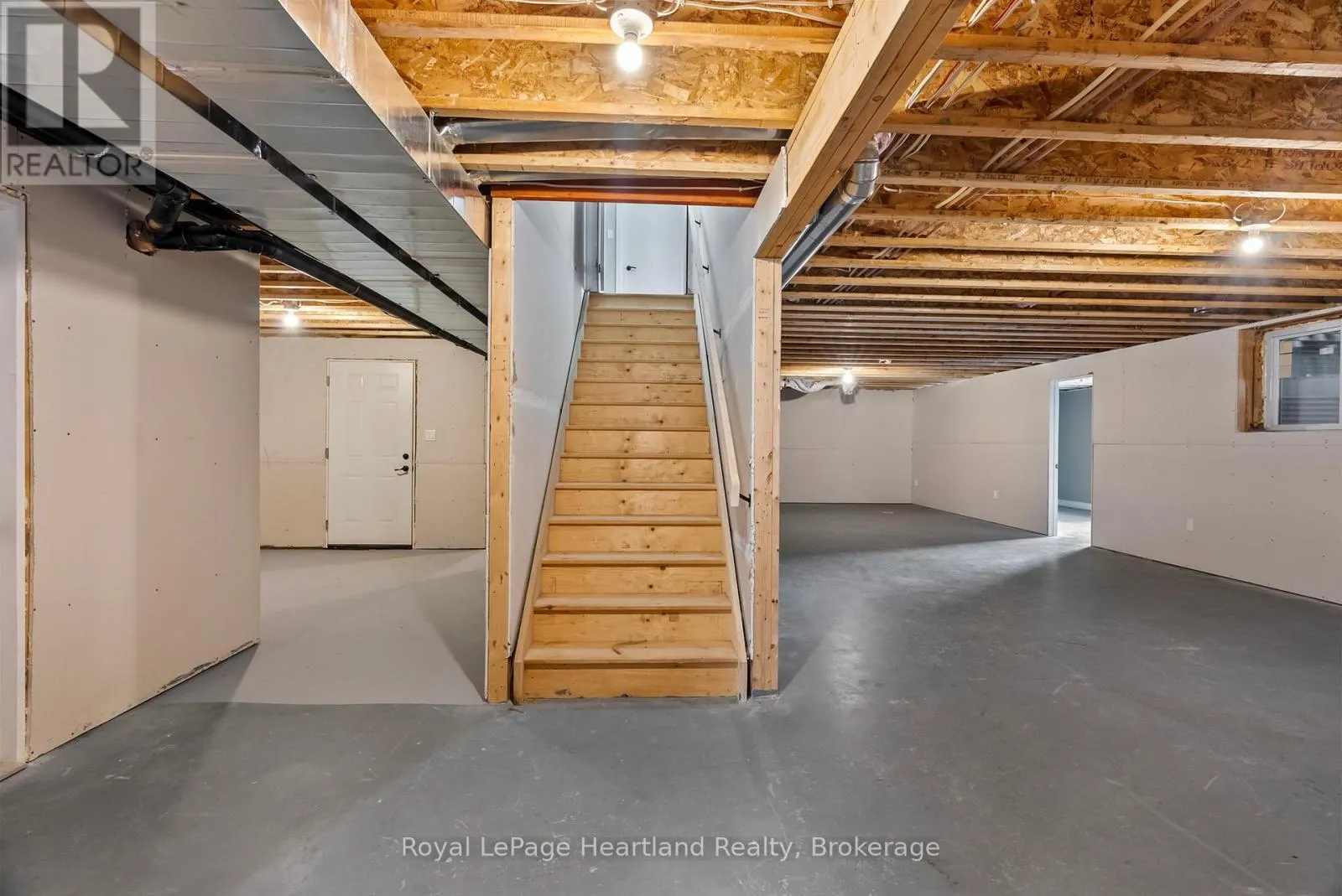 411 JANE STREET