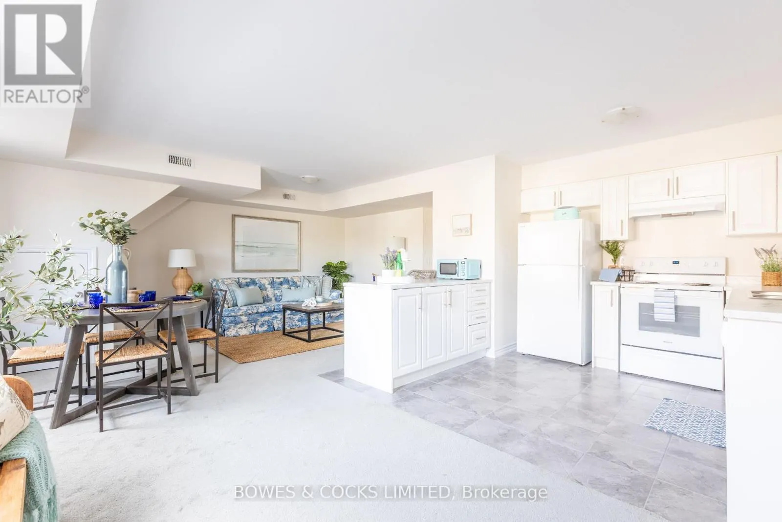 102 - 50 MAPLE STREET, #102