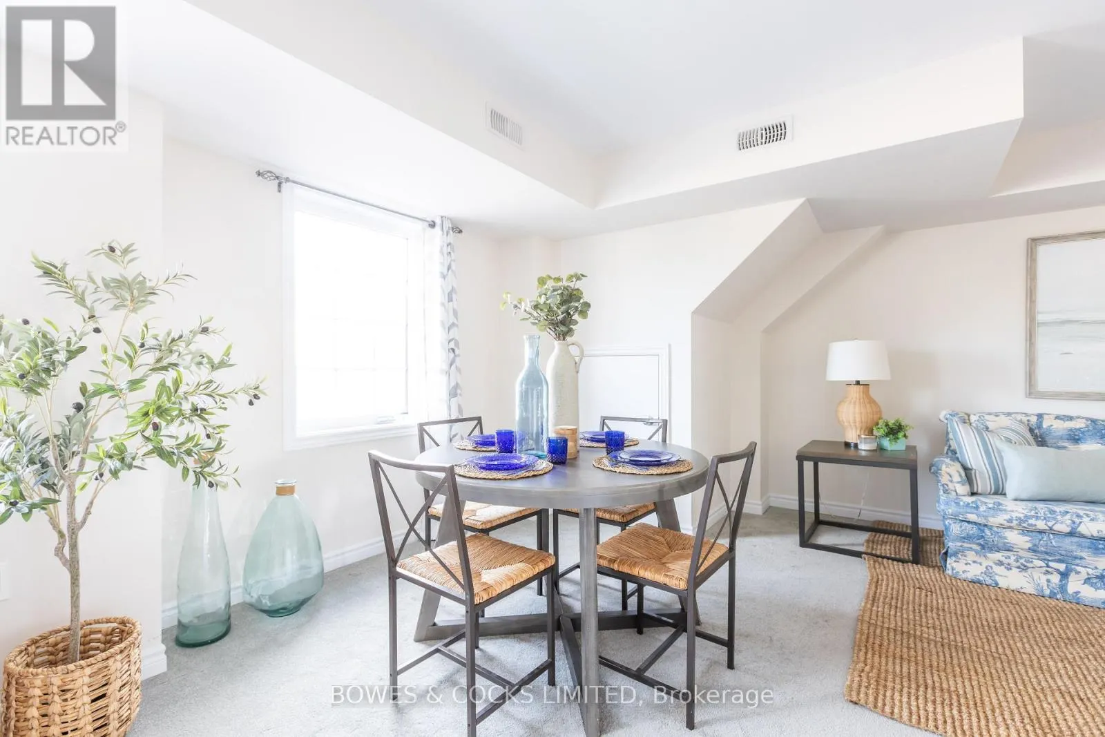 102 - 50 MAPLE STREET, #102