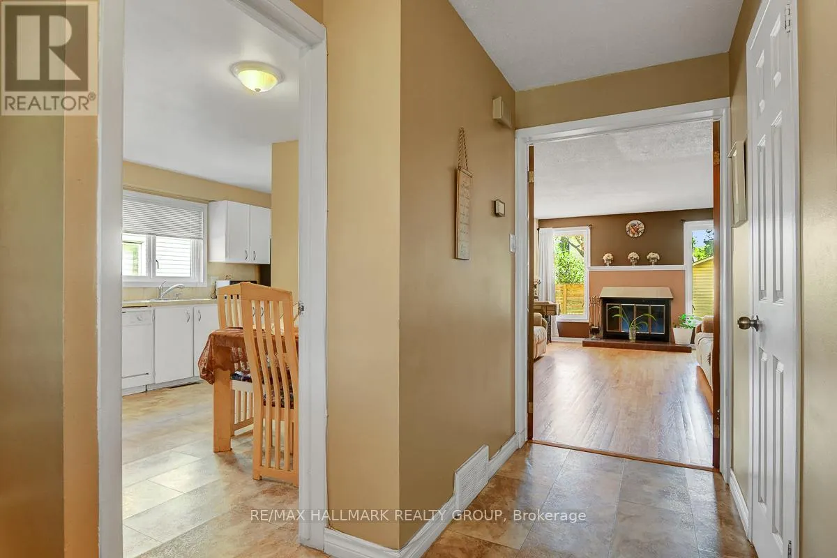 6078 RIVERCREST DRIVE