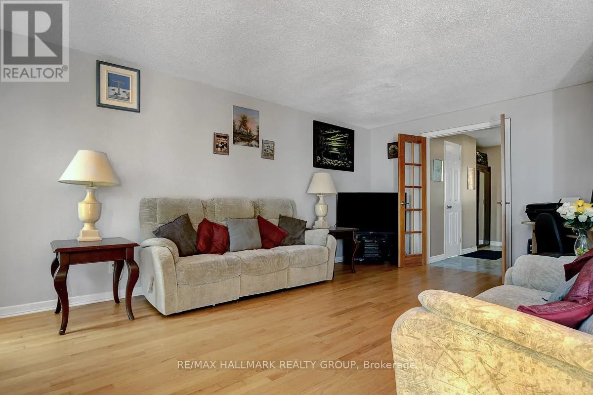 6078 RIVERCREST DRIVE