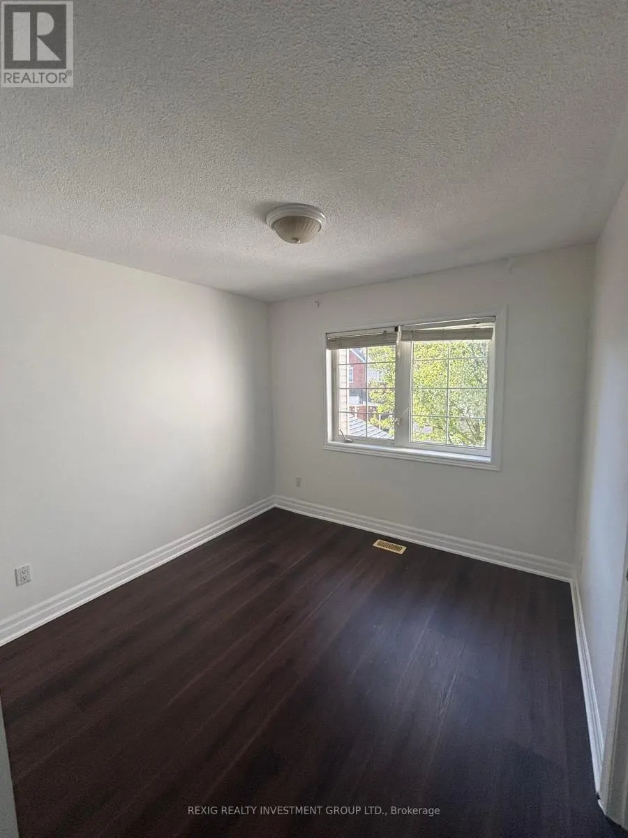 40 - 100 BEDDOE DRIVE