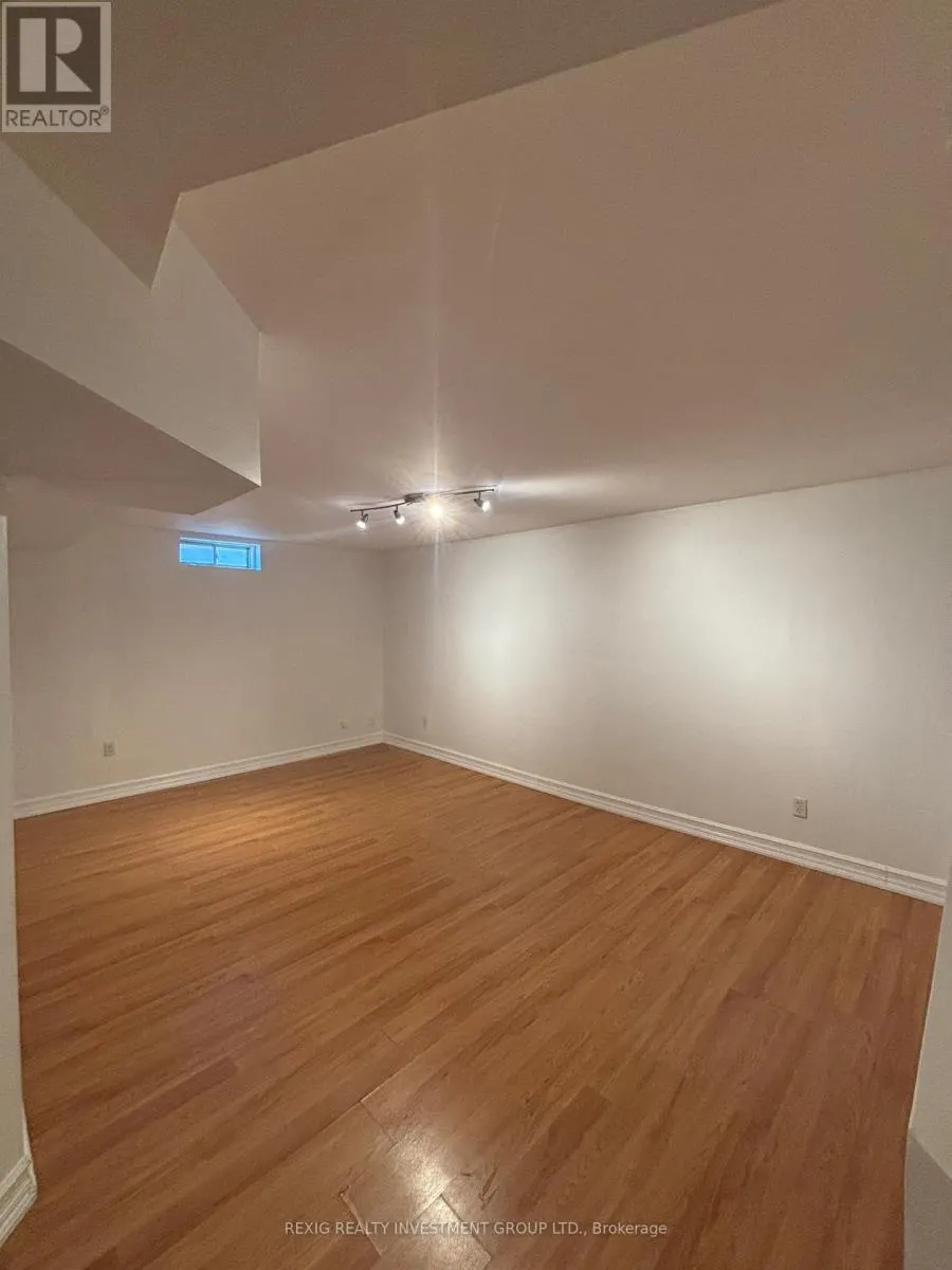 40 - 100 BEDDOE DRIVE