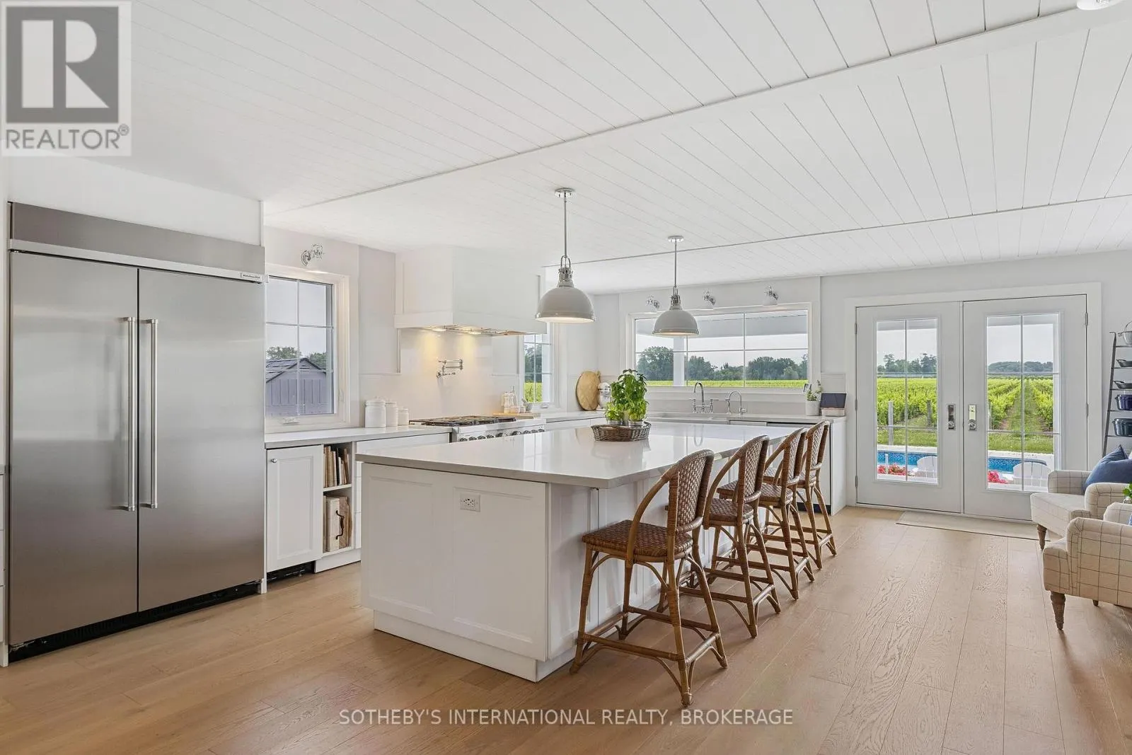 1219 LAKESHORE ROAD
